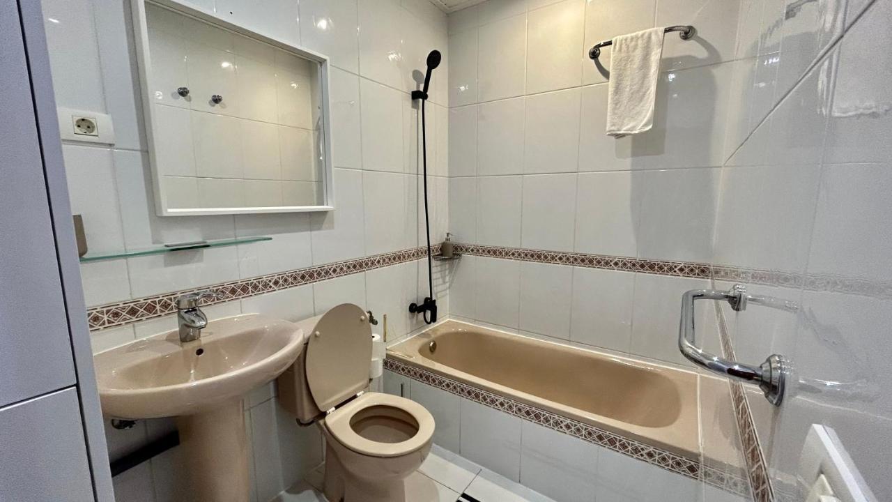 Pearl Apartment Tías Екстериор снимка